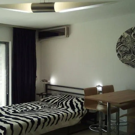 Desilva Residence Zebra Studio *